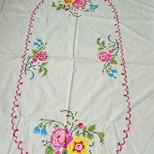 Floral Embroidered Table Runner